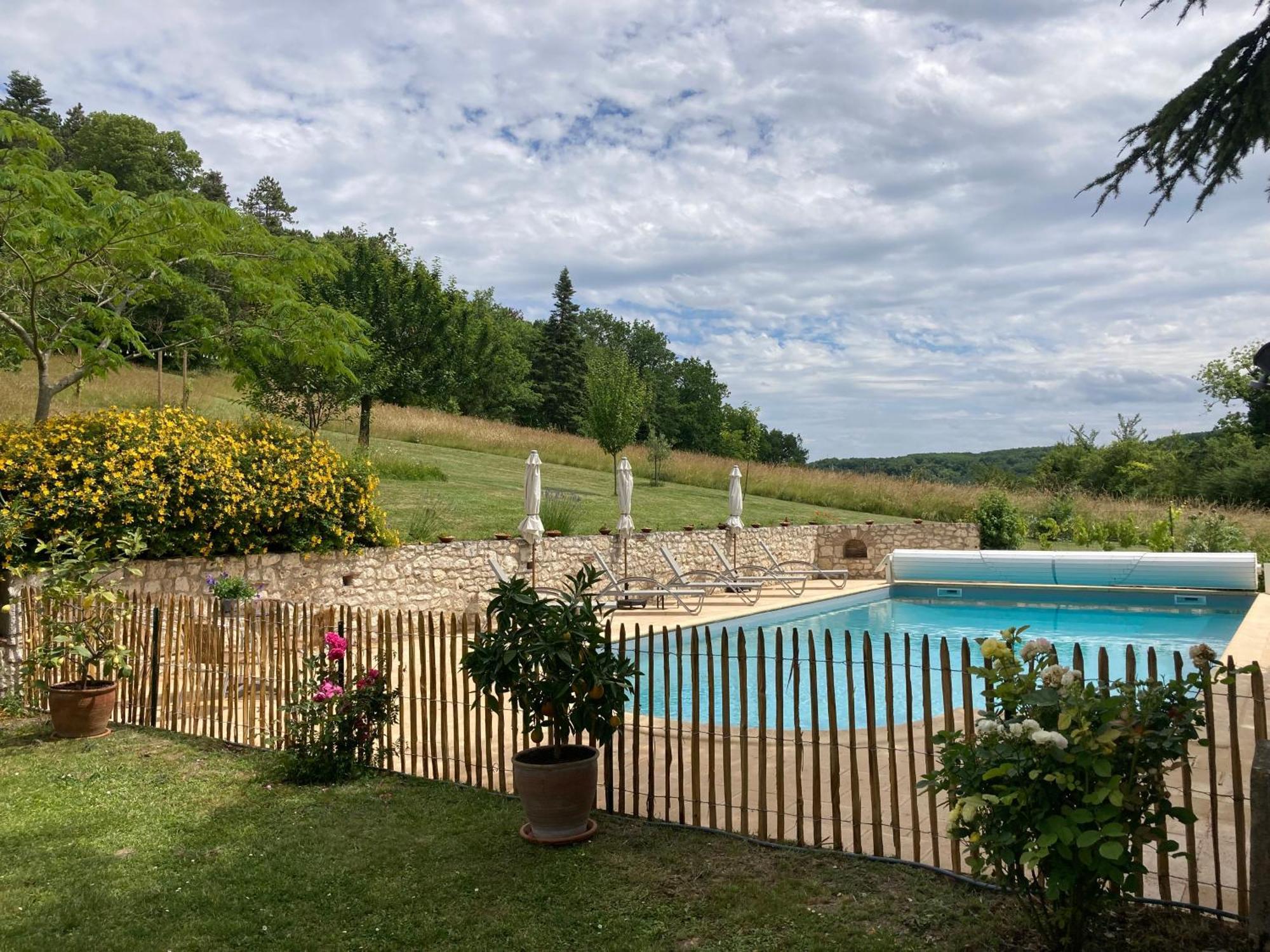 La Bastide Portoly B&B "Pruneaux" Penne-d'Agenais Bagian luar foto